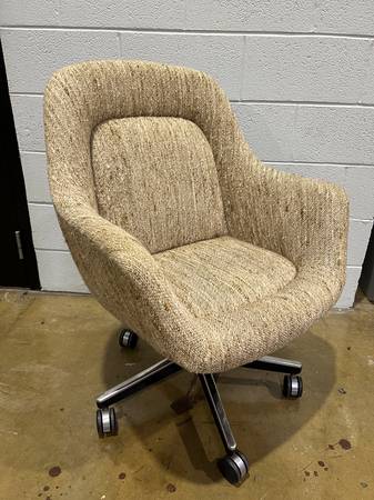1977 Knoll Max Pearson Executive Desk Chair! Hand Woven Euro Fabric! 1
