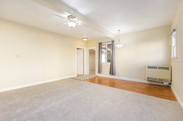 $3,000 / 3br - 935 Central Ave #B - 3 bedroom | 1.5 bathroom | Upper back unit (alameda)63880013553921122