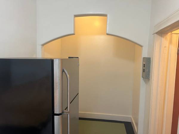 $1,795 Silverlake Studio Apartment (Silverlake)63871321416705122