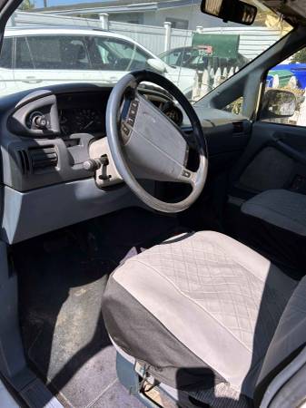 1992 Ford Aerostar Window Van ext. V6 good condition just smoged - $2,475 (SAN DIEGO)63624767403009123
