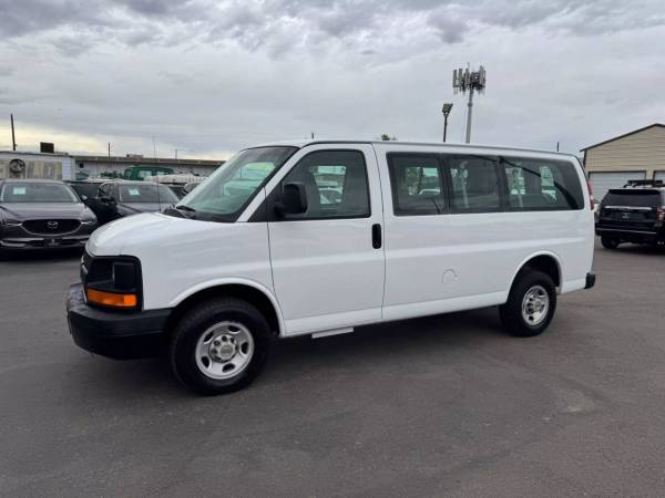 2004 Chevrolet Express 2500 Passenger Chevy Van 3D Van - $12,900 (King Auto)63612281045249121