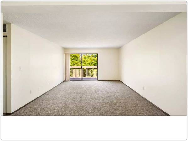 $1,800 / 2br - 950ft2 - Vistas increíbles, espacioso de 2 habitaciones / 2 baños, excelentes comodidades, 950 pies cuadrados (Wenatchee)63690755274883122