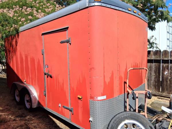 GREAT VALUE ENCLOSED TRAILER - $10,000 (Manteca)63613112868993120