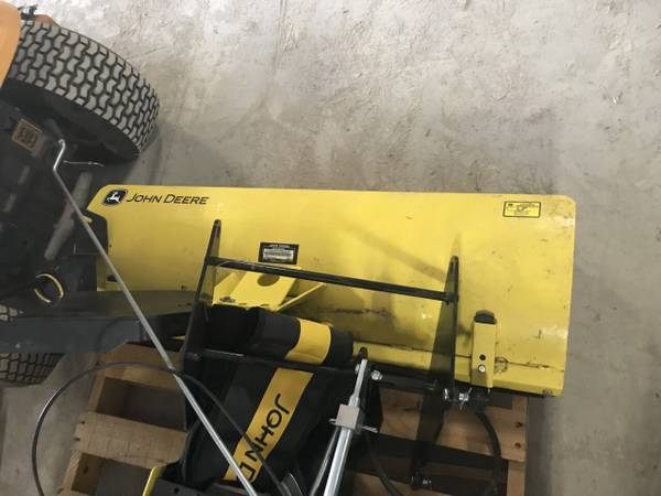 John Deere 44 Blade 1