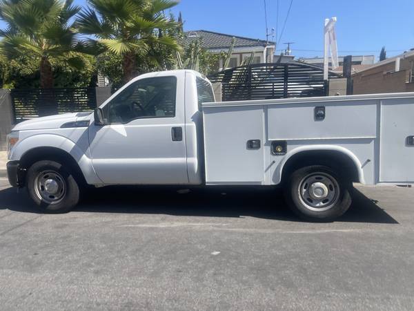 2015 Ford F250 20000 mile - Photo 5