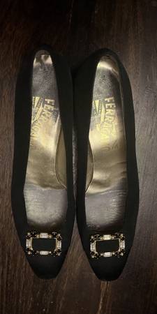 Salvatore Ferragamo crystal rhinestone buckle 8.5 AAA black flats 1