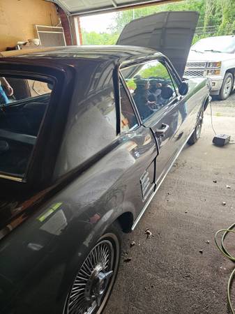 1966 Ford Mustang - $12,50063486318292611122