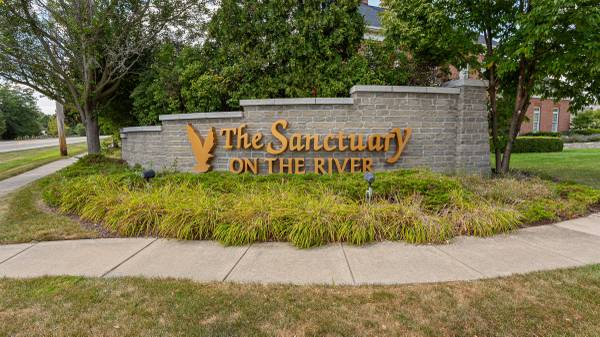 $230,000 / 80367ft2 - Vendiendo 1.84 acres impresionantes (3199 Riverwood Court) (Perrysburg)63836550694915124