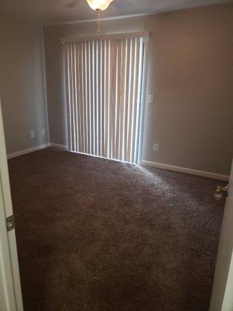 $1,825 / 3br - 1090ft2 - Renovated apartment available soon (2001 E. Cross Ave Tulare CA)63809838436481121