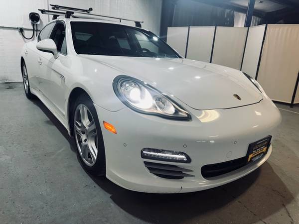 2013 Porsche Panamera 4 - $10,900 (2121 n stoughton rd madison wi 53704)63613837490563122