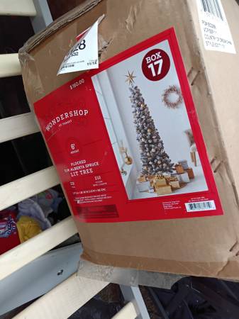 Artificial Christmas tree 1