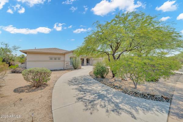 $1,674,900 / 4br - 4410ft2 - 4 Bed Residential in Scottsdale (Scottsdale, AZ, $1,674,900) (Scottsdale, AZ)64024825030274123
