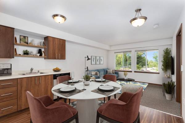$1,713 / 1 hab. - 571 pies² - 🏢 Comunidad para adultos mayores de 55+ en SeaTac - ¡Reserve ahora, 2 meses GRATIS! 🎁 (19707 International Boulevard, Seattle, WA)63850642541441124