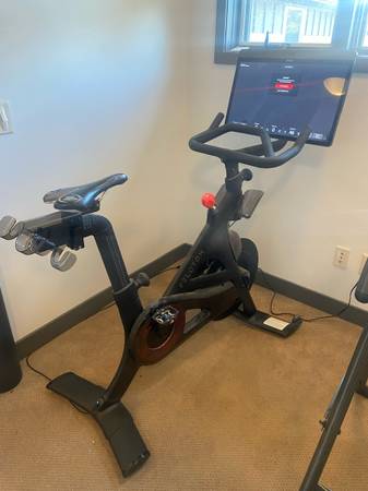 Peloton Bike +     In fantastic shape 1