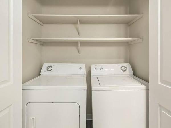 $2,036 / 3br - 1069ft2 - Keyway Apartments $1,000 Visa gift card raffle! Tour now to enter! (Port Orchard)63786708004867122