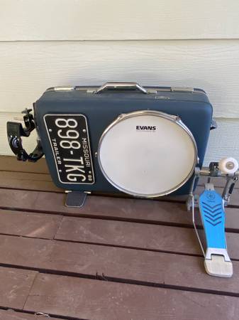 Vintage Suitcase Drum 1