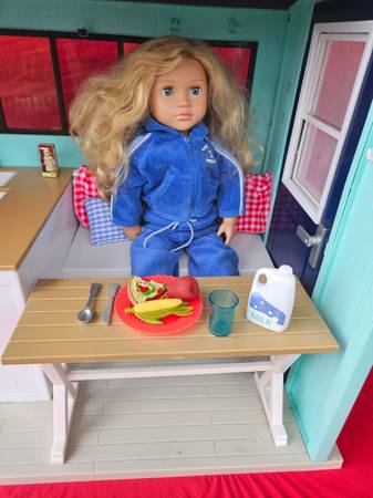 Our Generation Beach Doll House for 18 inch Dolls Playset with