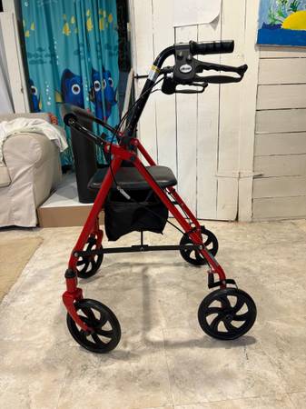 Medical adult walker 1