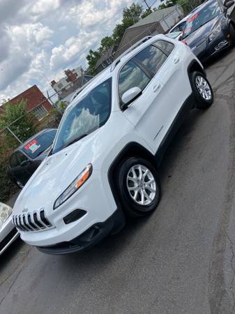 2015 Jeep Cherokee - $6,900 (Cincinnati)63470602870913122