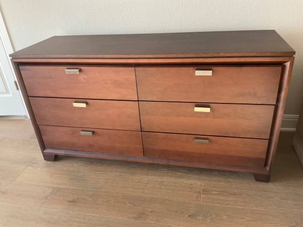 Baronet Solid Wood Bedroom Furniture Set 1