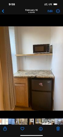 Studio for rent : 750$  per month and the tenants pay electric and Wi- 1