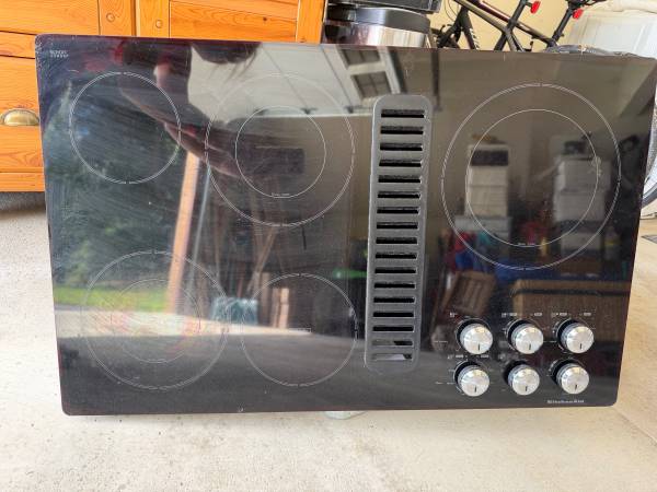 Ceramic cooktop 1