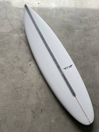 FLUX SR Tyler Warren Sサイズ 18-19 FLUX(ﾌﾗｯｸｽ)・SR [Deus Ex Machina,Tyler Warren] ≪商品