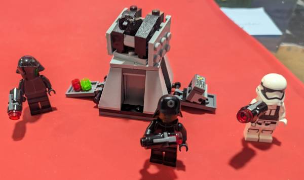 Lego Star Wars 75132 First Order Battle Pack 1
