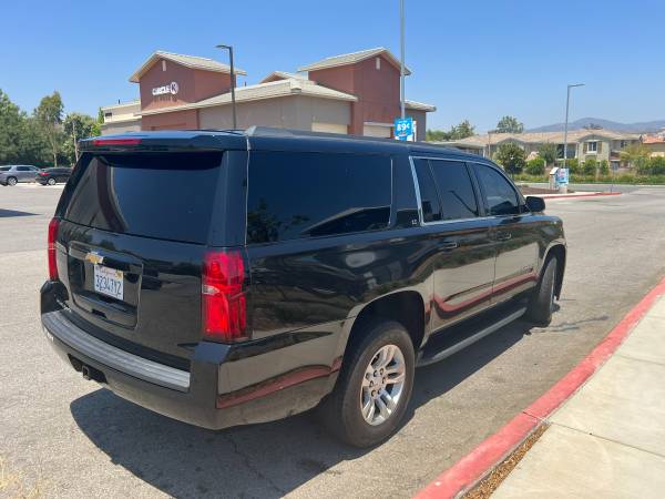 2019 Chevrolet Suburban Chevy LT SUV - $20,800 (Santa Clarita)63618314110849121