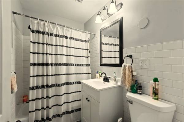 $1450.00 / 2br - 750ft2 - Encantadora casa de dos habitaciones y un baño en Minneapolis - $1450/mes63868698880897122