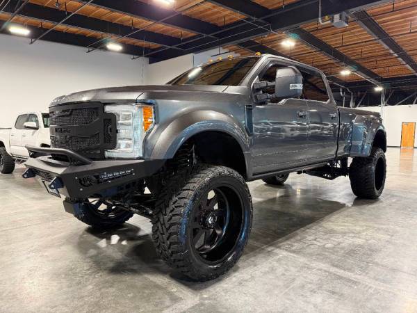 2017 Ford F-350 Super Duty Diesel 4x4 4WD F350 Truck Platinum  4dr Cre - $64,900 (Platinum Motors Corp)63622857820289120
