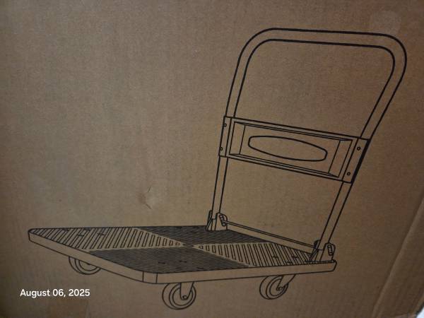 Brand new Foldable flatbed hand truck 650 lb capacity 1