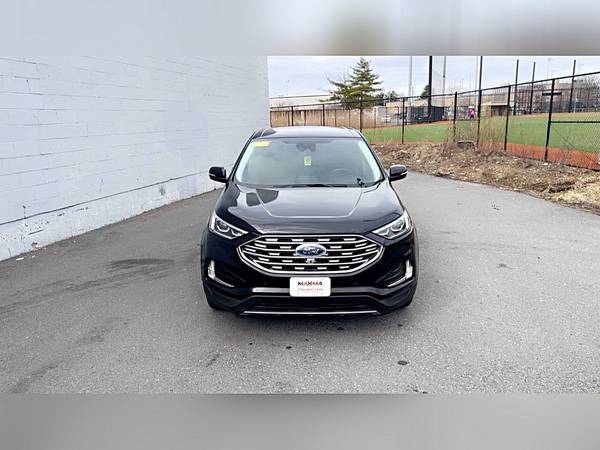 2022 Ford Edge Titanium AWD 4dr Crossover - $25900.0063484510634243123