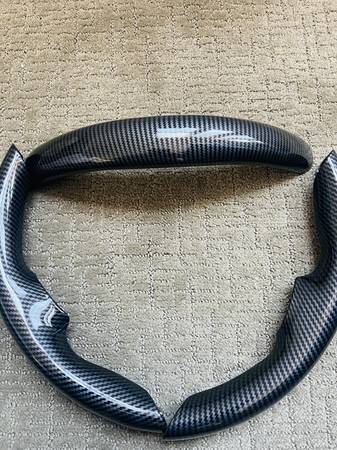Tesla steering wheel 1