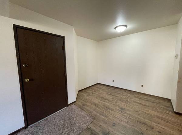 $795 / 3 habitaciones - 875 pies² - 362 E. Birch Ave. #15 - Disponible AHORA (Barron, WI)63845959986049123