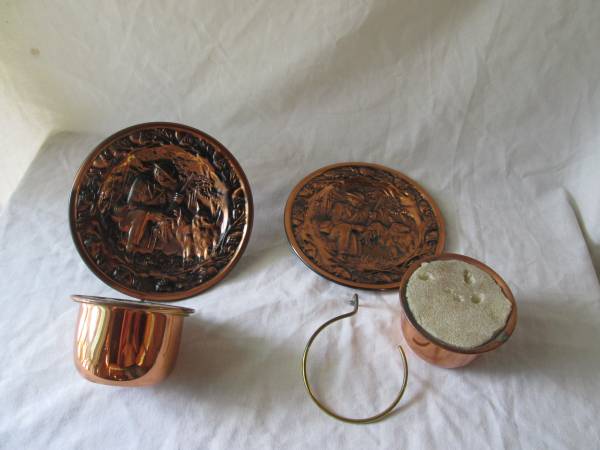 Copper Hanging Pots 1