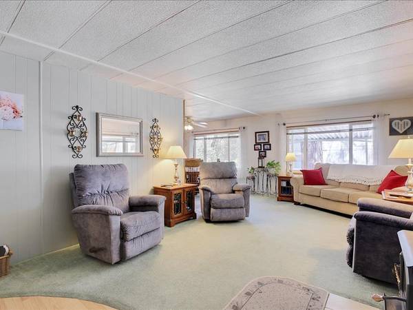 $85,000 / 2br - 1200ft2 - Make it yours! Manufactured in Grass Valley. 2 Beds, 2 Baths63952111337346123
