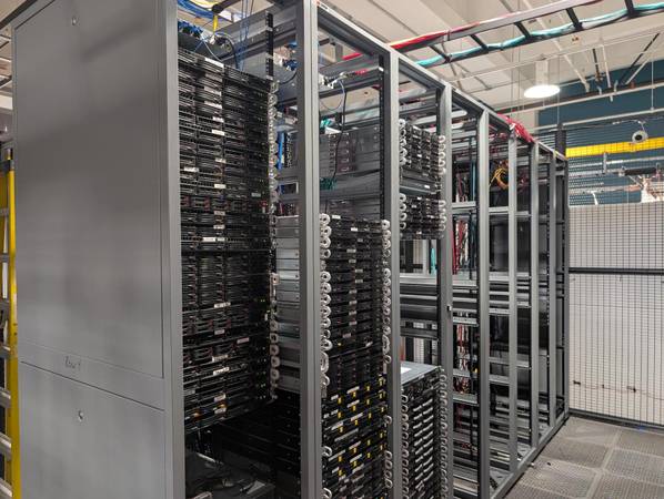 Datacenter Server Racks 1