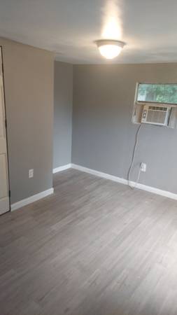 $950 / 2br - 720ft2 - Casa de 2 dormitorios disponible para alquilar ahora (Lafayette)63857517434113122