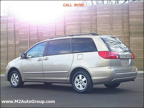 2006 Toyota Sienna LE 7 Passenger 4dr Mini Van - $3,900 (East Brunswick, NJ)63654708418305122