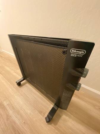 DeLonghi space heater 1