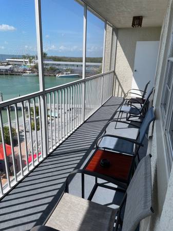 $1,200 / 1br - 700ft2 - Sunny vacation in the Florida Keys (Key Largo)63923415998978121
