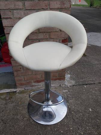 White adjustable counter stool 1
