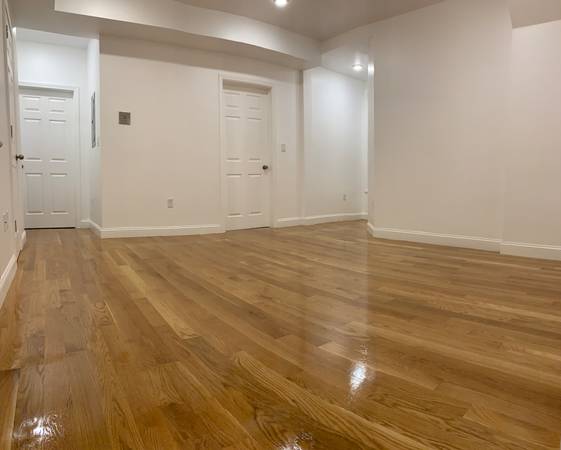 $3,100 / 3br - MALDEN/BOSTON BRILLANTE 3 HABITACIONES - RENOVADO Y DE GRAN TAMAÑO-63620479991043123