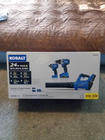 Kobalt 24v 3- tool combo kit. 1