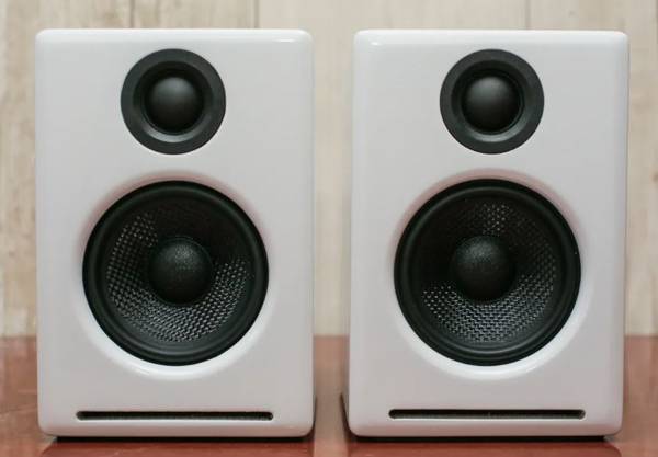 Audioengine A2+ High-End Desktop Speakers 1