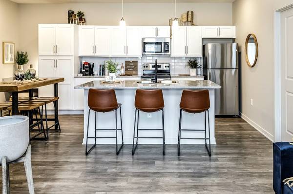 $1,285 / 1br - 607ft2 - Now Leasing: 1, 2, & 3-Bedroom Apartments at Tiburon Ridge! (Tiburon Ridge)63681732734209123