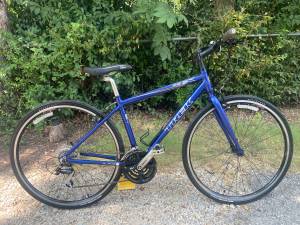 Trek 7.2 FX w/Md 17.5” Frame