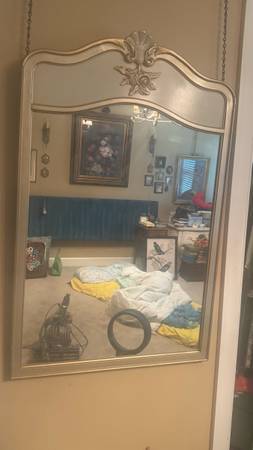 Vintage Drexel french provential solid mirror 1