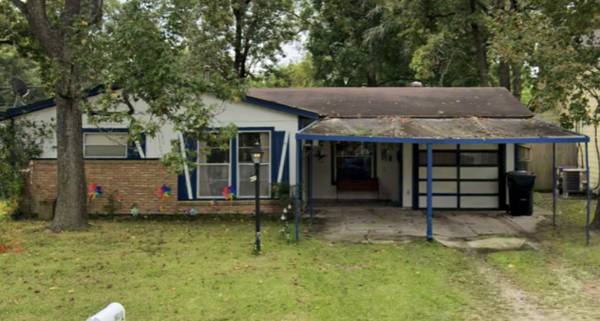 SUPER HOT FLIP/RENTAL OPPORTUNITY IN THE OAKWILDE SUB! ALDINE ISD! 1